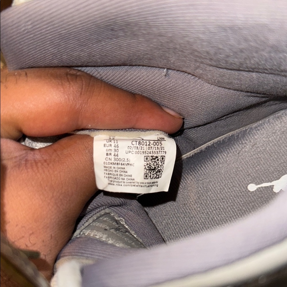 Jordan Gray High-Top Sneakers with White Laces - Picture 7 of 8